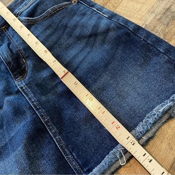 AMERICAN EAGLE Hi-Rise Mini Jean Skirt, Size 4 - Picture 8 of 10